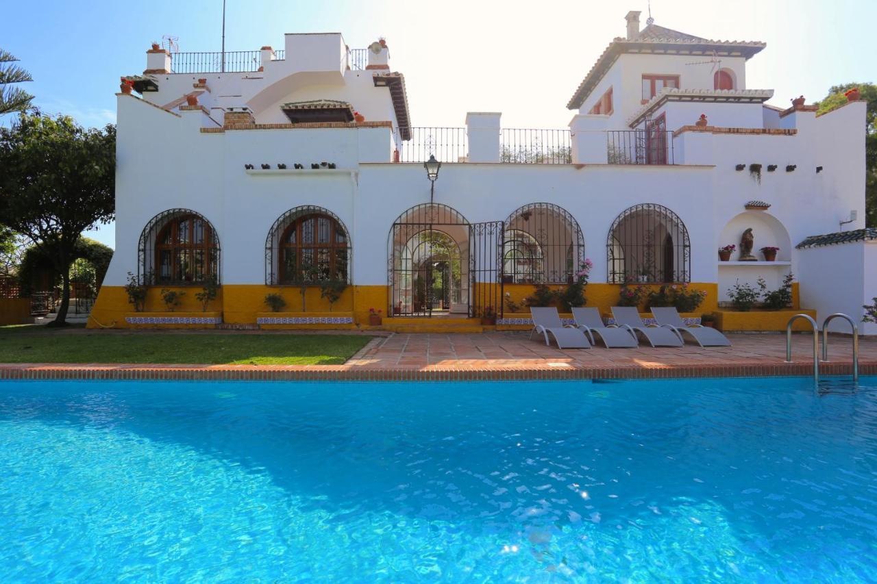 Villa Clavero Five Premium Apt Malaga Exterior photo